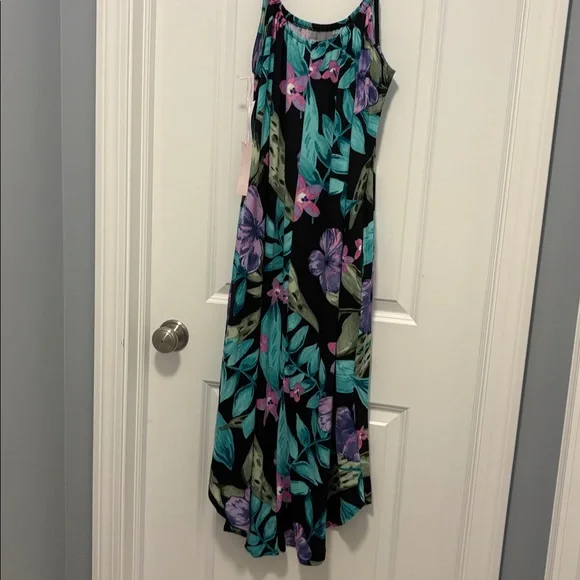 Linea Donatella Floral Nightgown with pockets - Picture 3 of 5